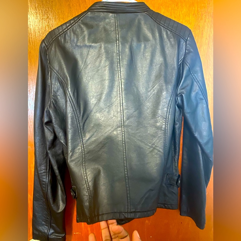 Authentic Leather Jacket For Ladies . - image 3